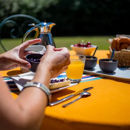 Maison D'hote Iparra- Pays Basque Bed & Breakfast