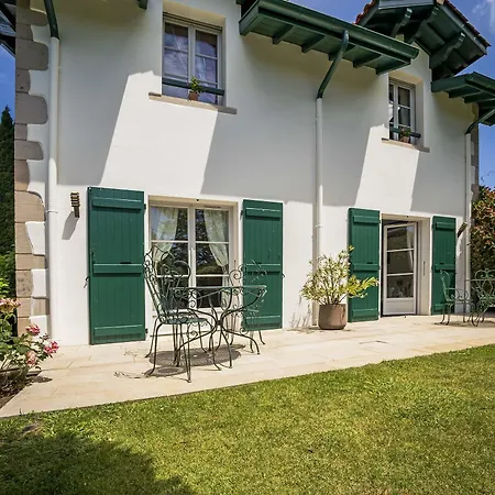 Alojamento de Acomodação e Pequeno-almoço Maison D'hôte Iparra- Pays Basque Arcangues