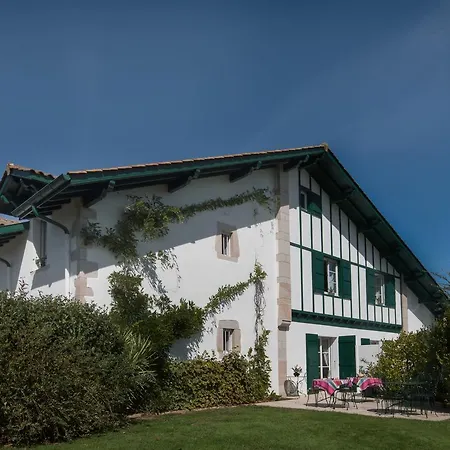 Maison D'hôte Iparra- Pays Basque Alojamento de Acomodação e Pequeno-almoço