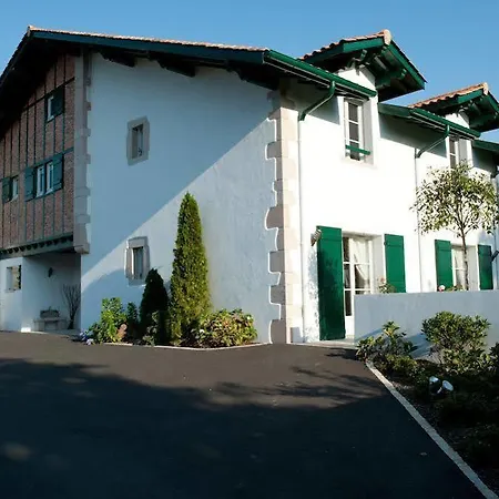 Maison D'hote Iparra- Pays Basque Bed and breakfast 4*