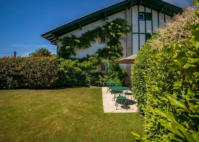 Maison D'hote Iparra- Pays Basque Nocleg ze śniadaniem 4*