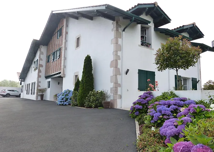 Nocleg ze śniadaniem Maison D'hote Iparra- Pays Basque 4*